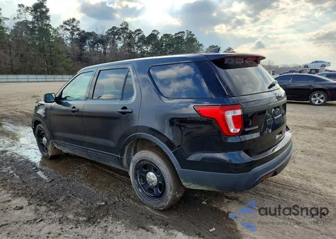 2016 Ford Explorer Police Interceptor z USA, uszkodzony, nr VIN 1FM5K8AR9GGC67663